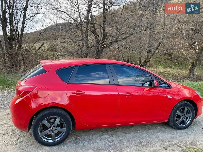 Opel Astra 2010