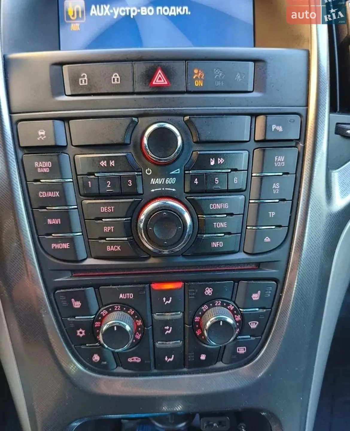 2011 Opel Astra - мініатюра 26