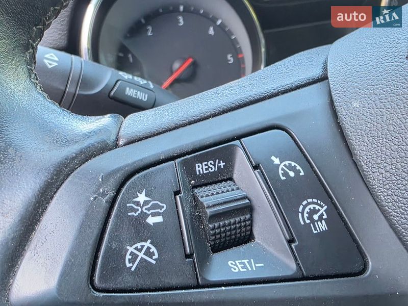 Универсал Opel Astra 2018 в Киеве