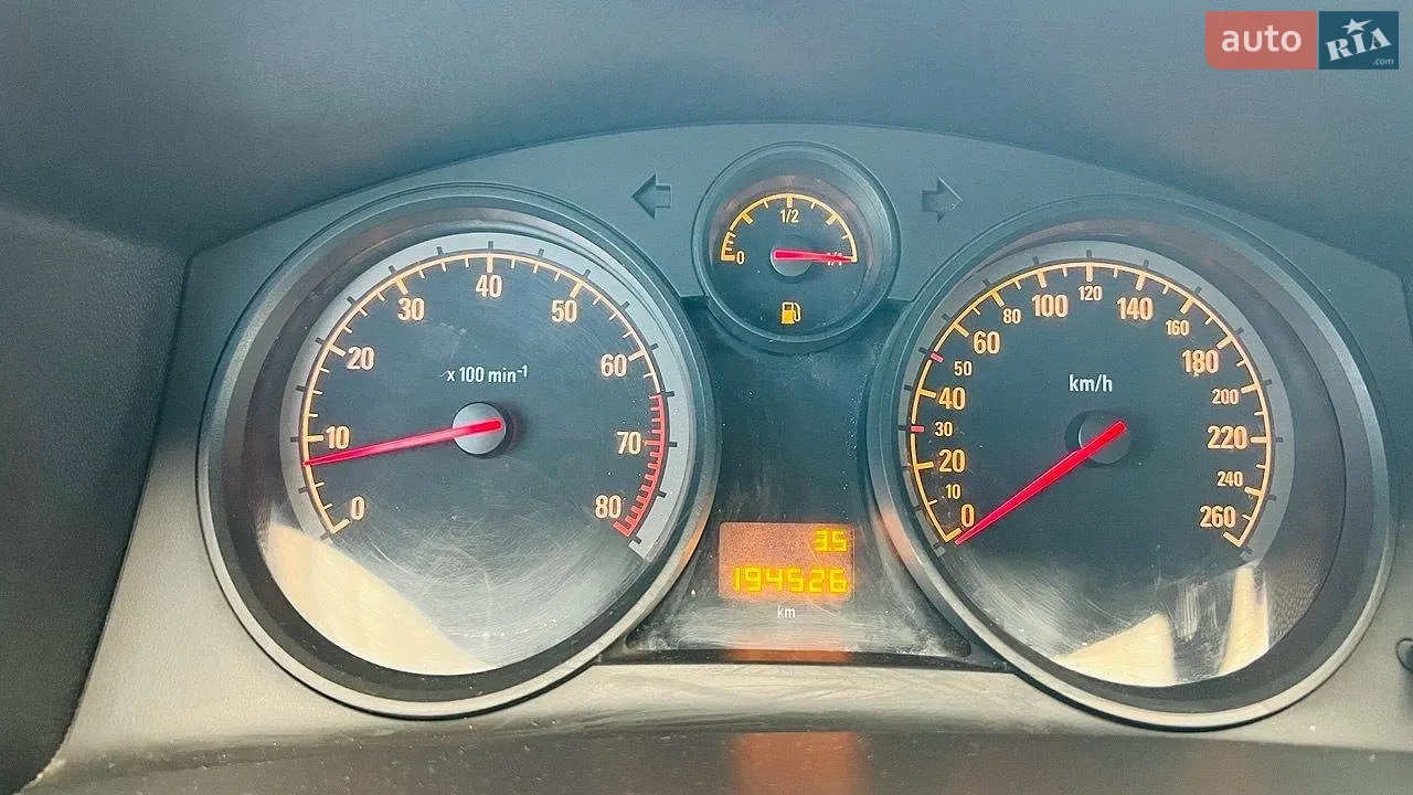 2011 Opel Astra - мініатюра 3