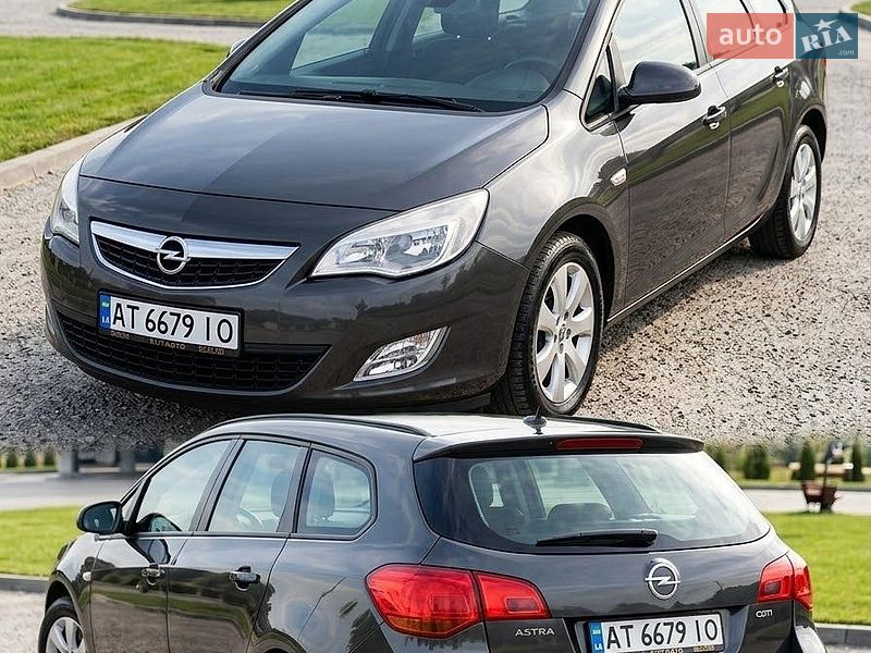 Универсал Opel Astra 2011 в Калуше