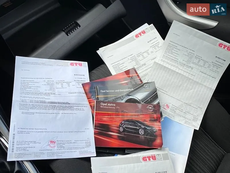 Универсал Opel Astra 2011 в Ровно документ