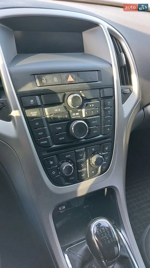 2011 Opel Astra - мініатюра 38