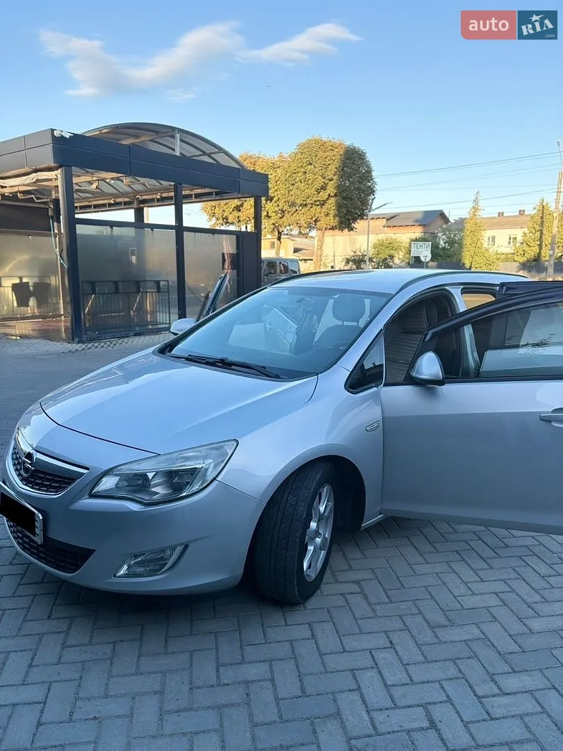 2011 Opel Astra - мініатюра 3