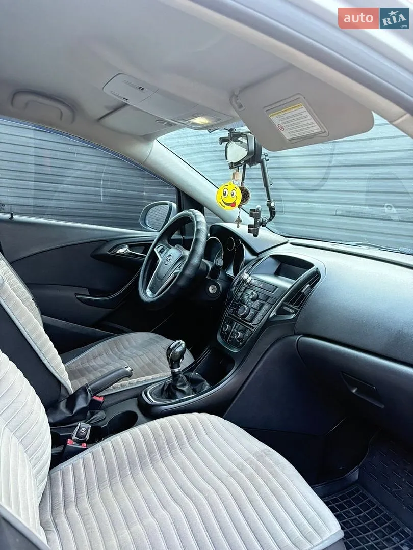2011 Opel Astra - мініатюра 15