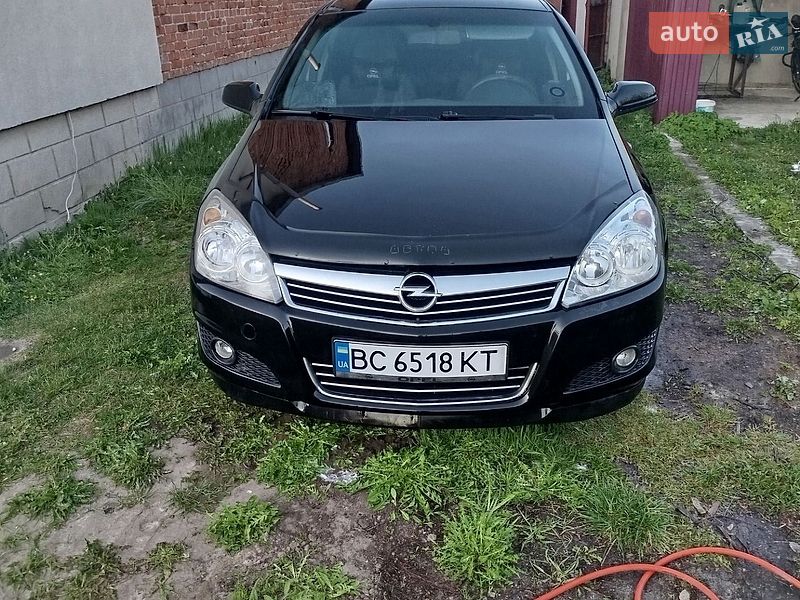Хэтчбек Opel Astra 2007 в Бродах