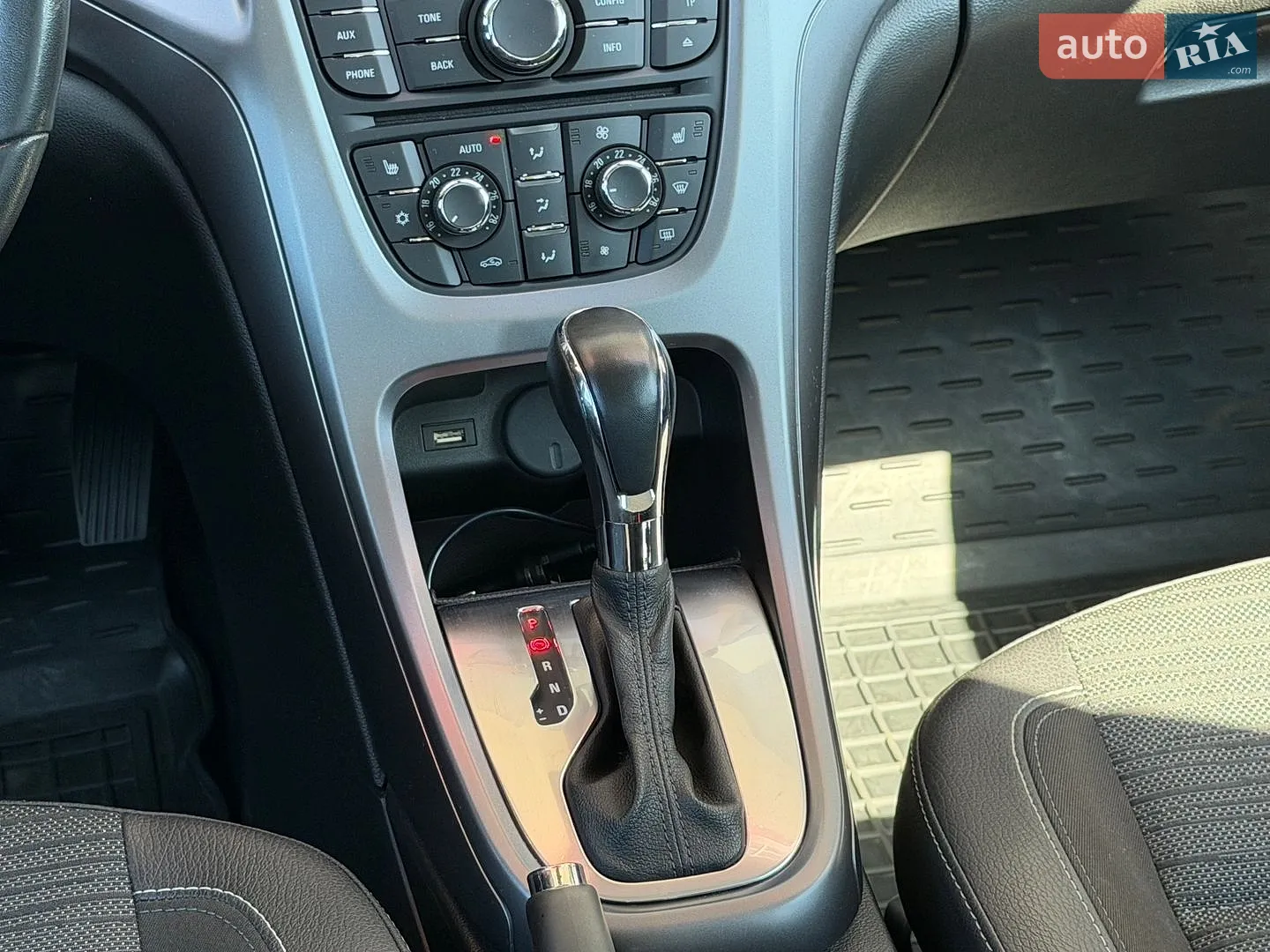 2017 Opel Astra - мініатюра 21