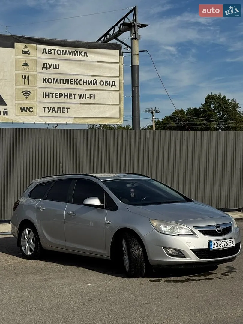 2010 Opel Astra - мініатюра 2