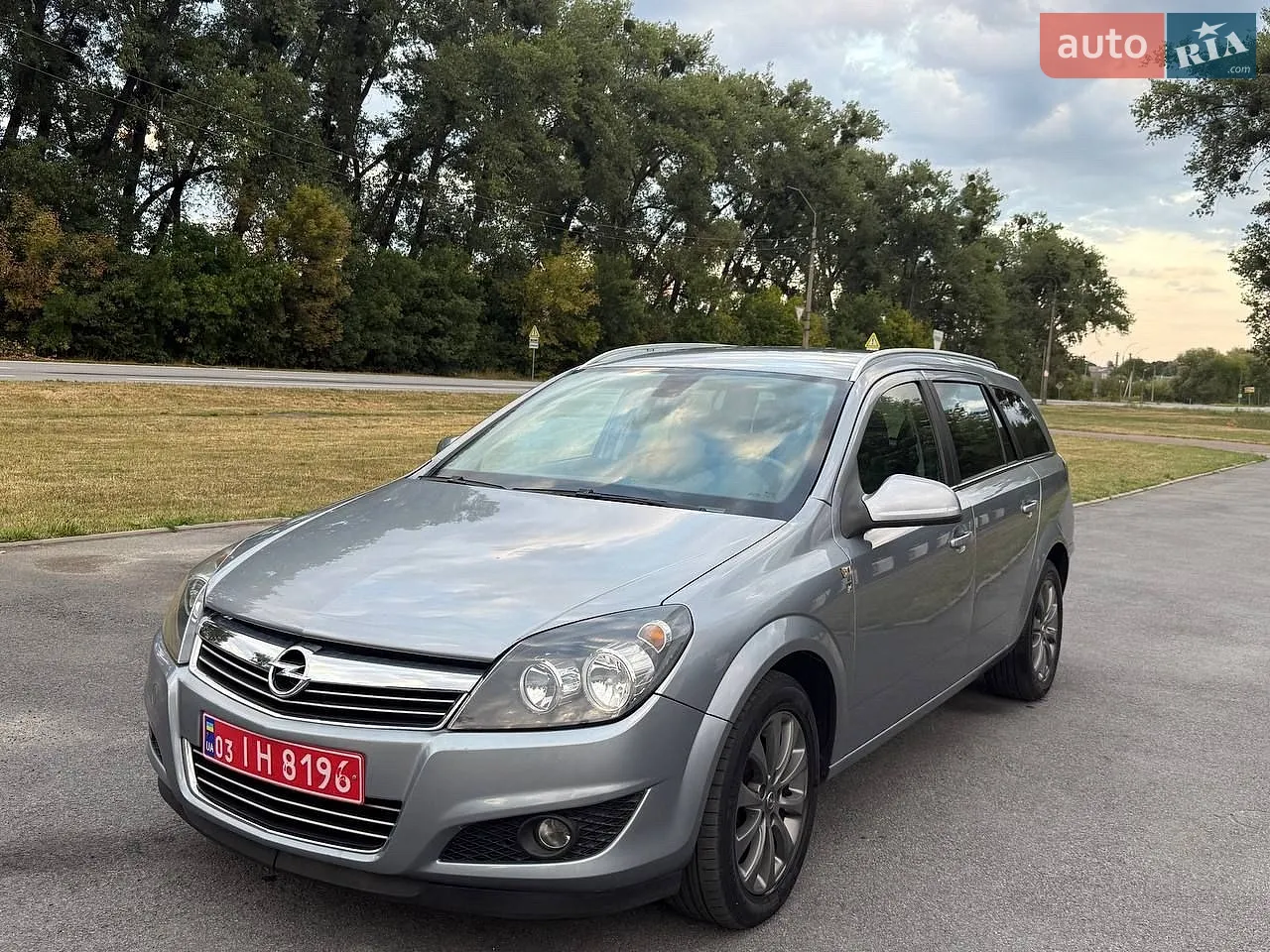 2010 Opel Astra - мініатюра 12