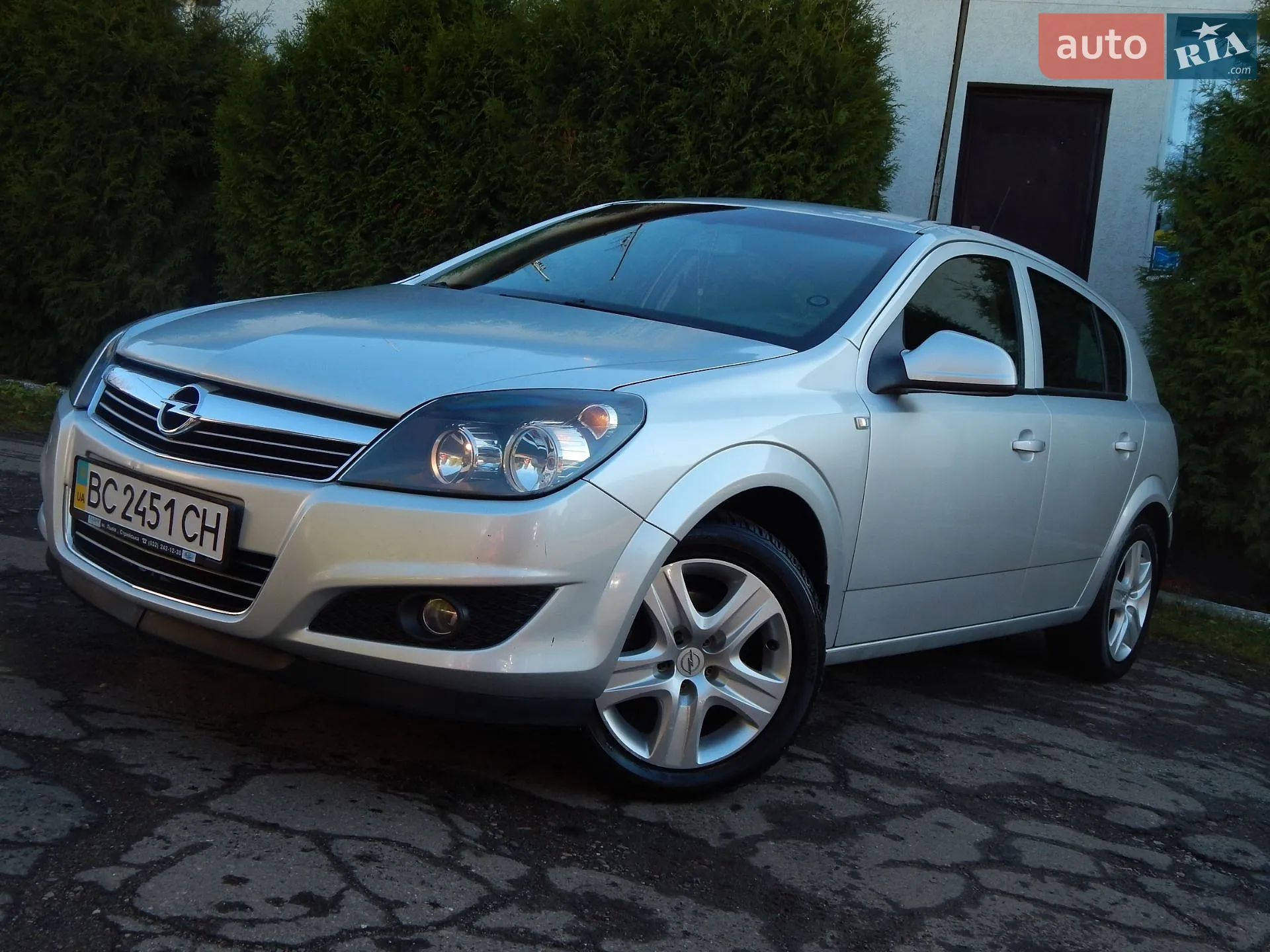 2010 Opel Astra - мініатюра 12