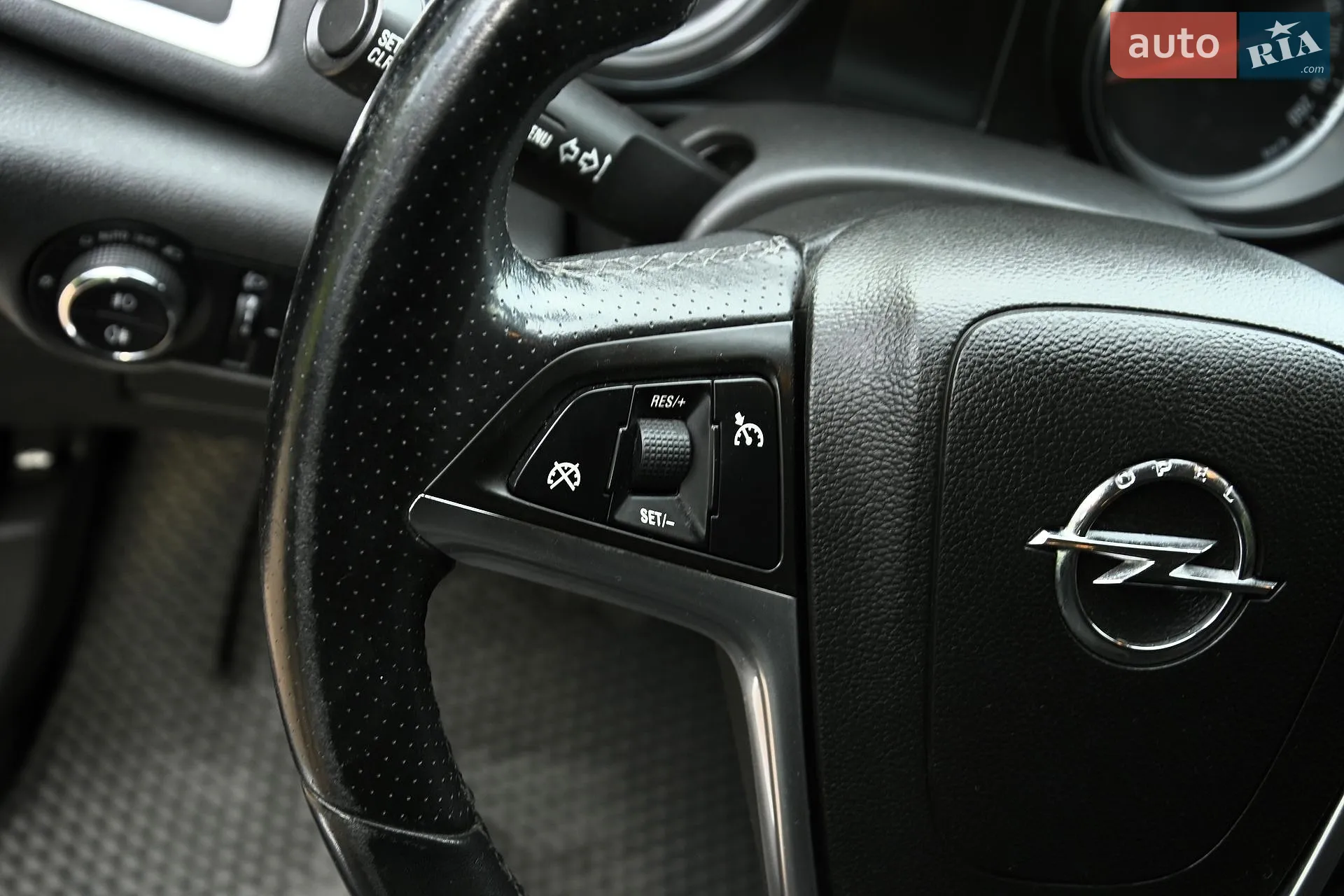 2010 Opel Astra - мініатюра 41