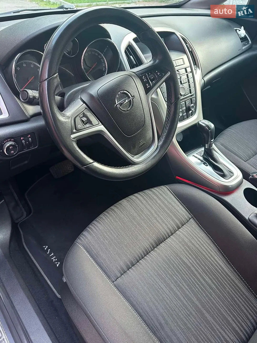 2010 Opel Astra - мініатюра 30