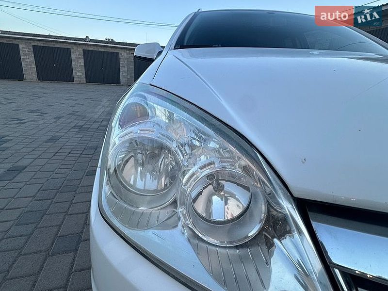 Універсал Opel Astra 2008 в Березному