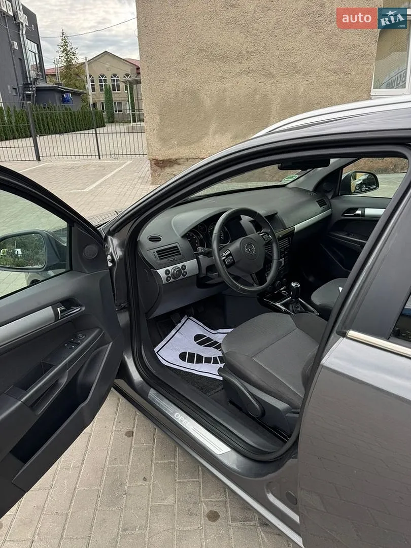 2010 Opel Astra - мініатюра 8