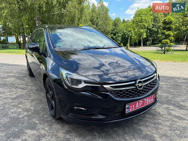 Універсал Opel Astra 2016 в Хмельницькому