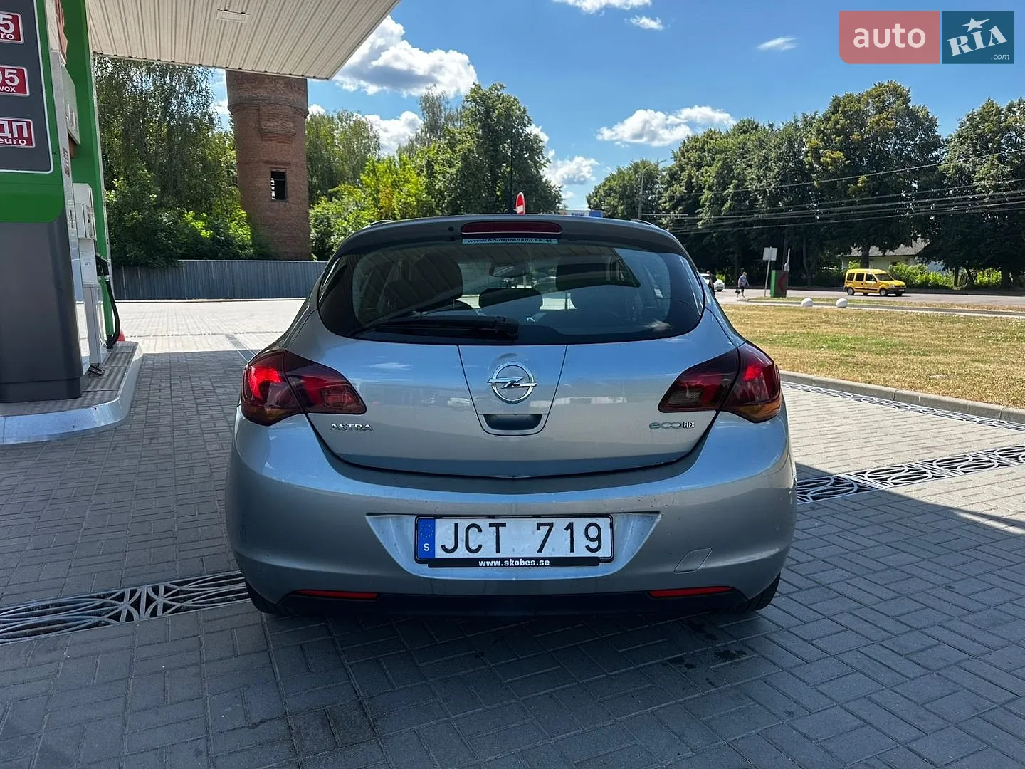 2010 Opel Astra - мініатюра 7