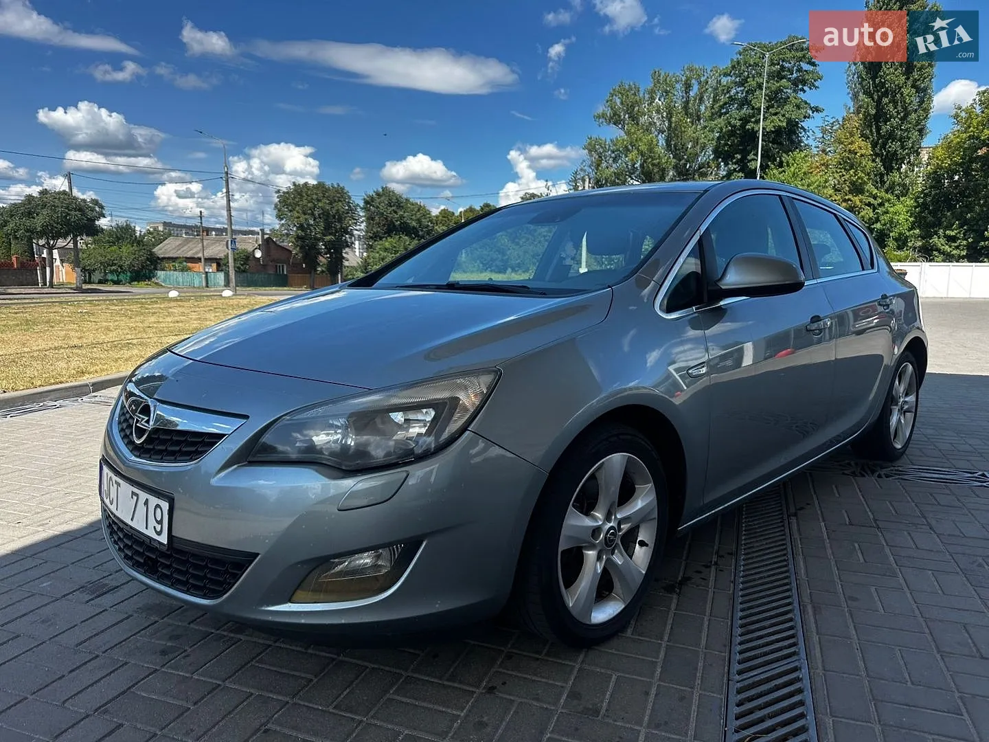 2010 Opel Astra - мініатюра 10