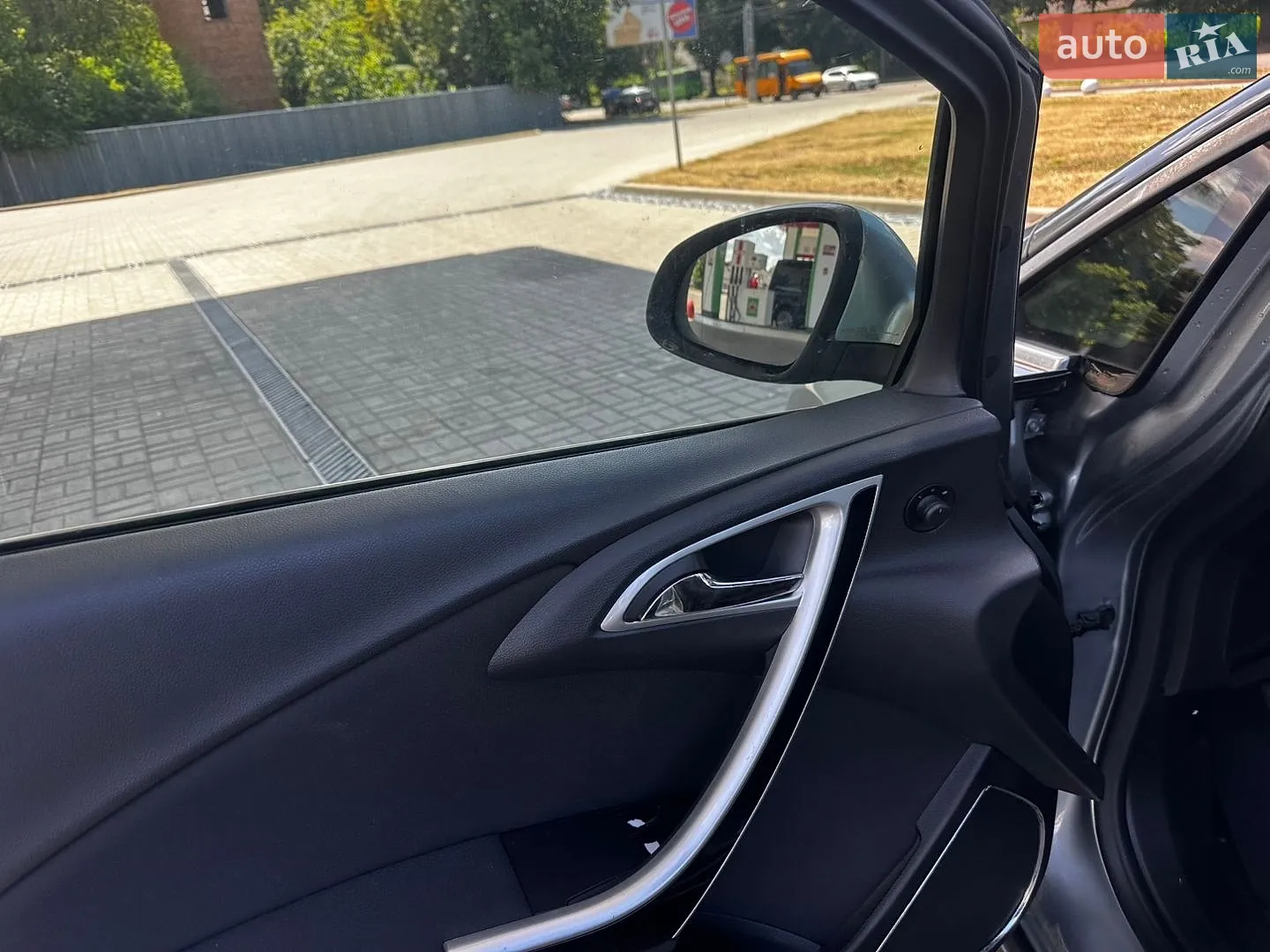 2010 Opel Astra - мініатюра 19