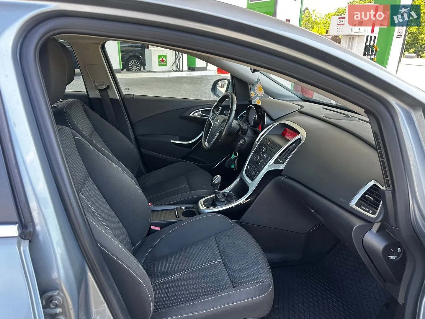 2010 Opel Astra - мініатюра 18