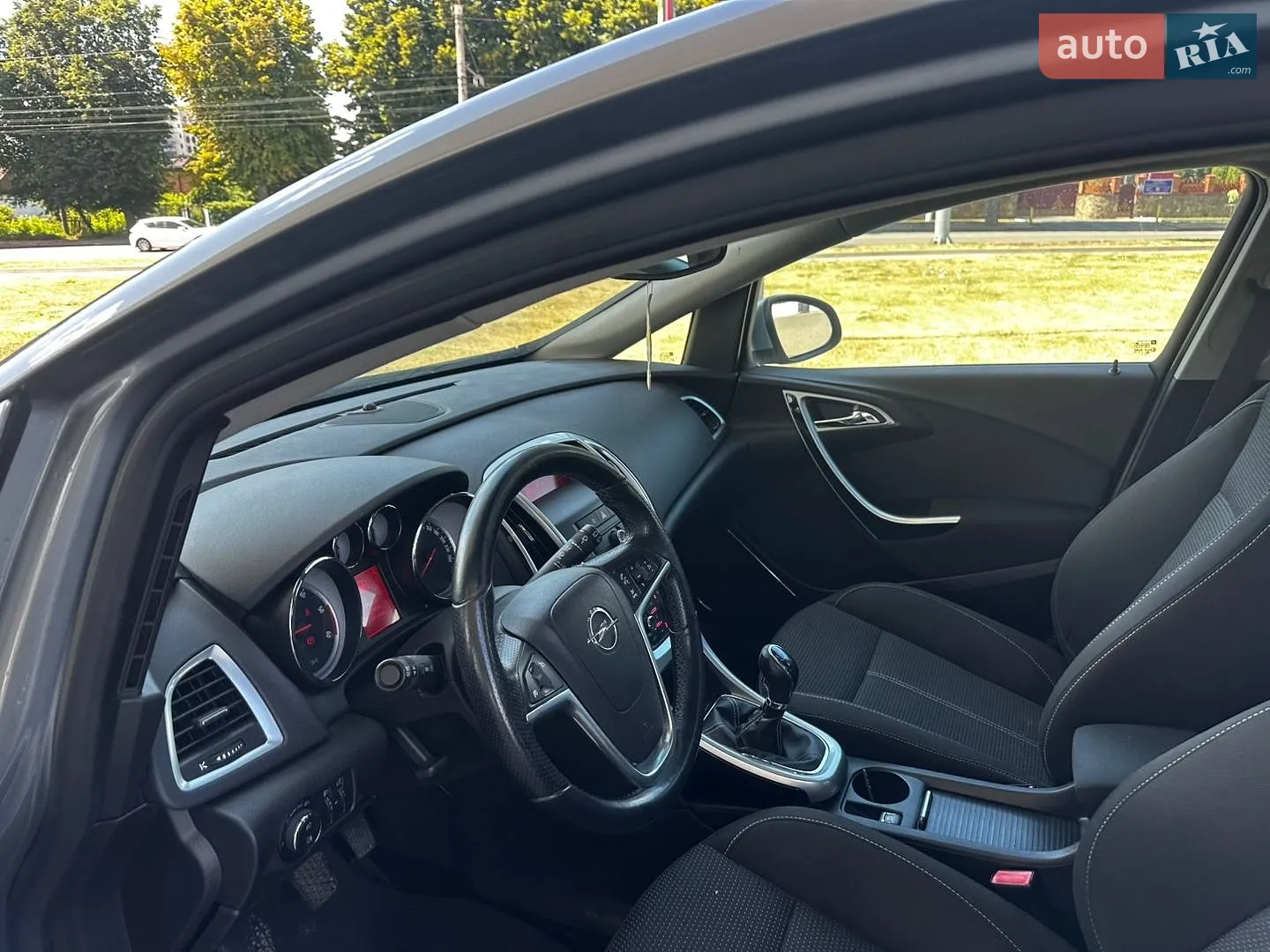 2010 Opel Astra - мініатюра 21