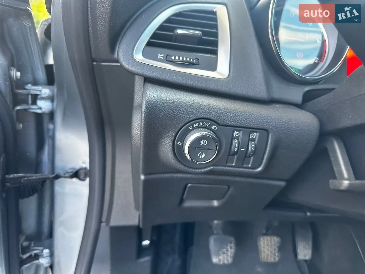 2010 Opel Astra - мініатюра 22