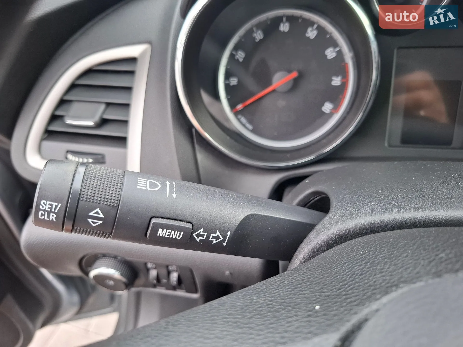 2010 Opel Astra - мініатюра 19