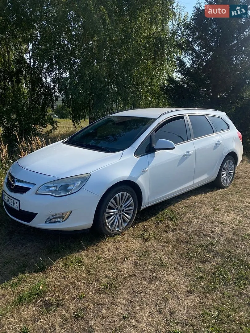 2011 Opel Astra - мініатюра 2