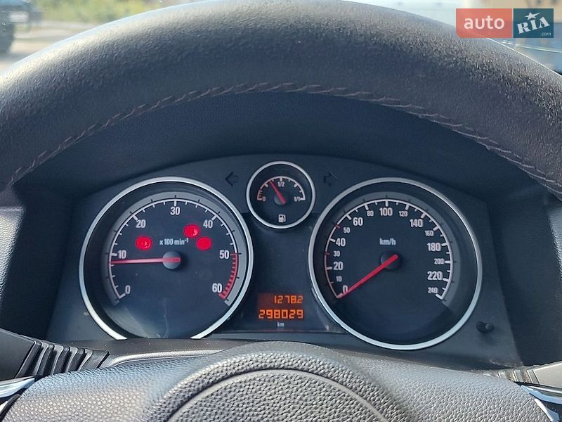 Хэтчбек Opel Astra 2005 в Харькове