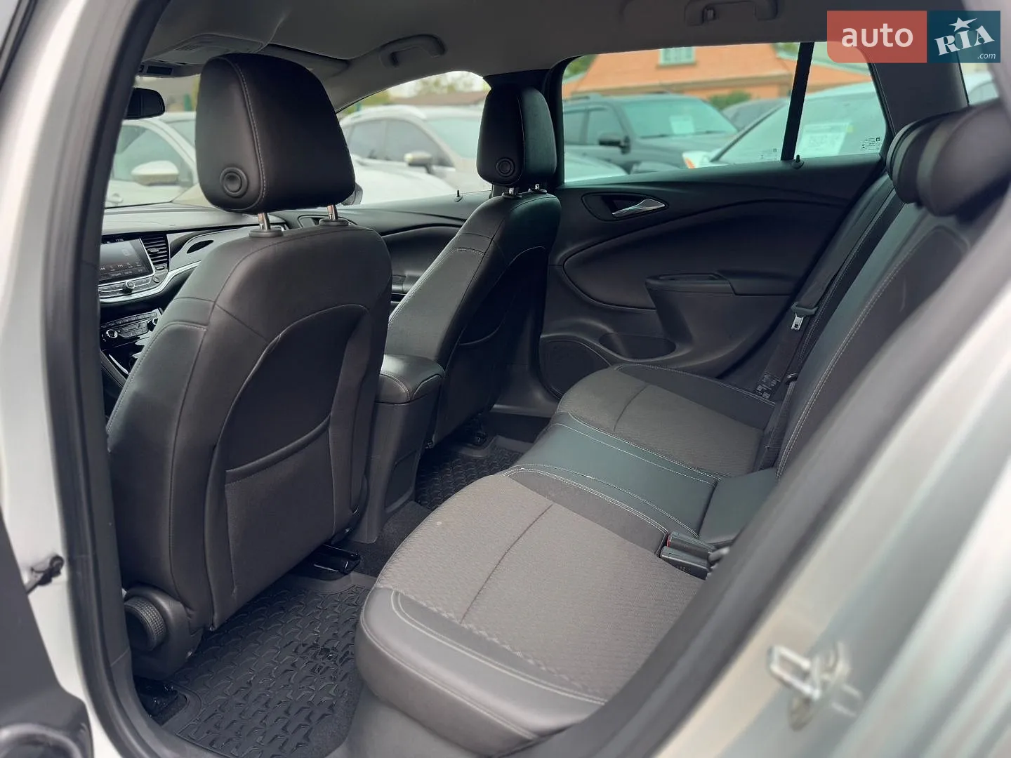 2017 Opel Astra - мініатюра 25