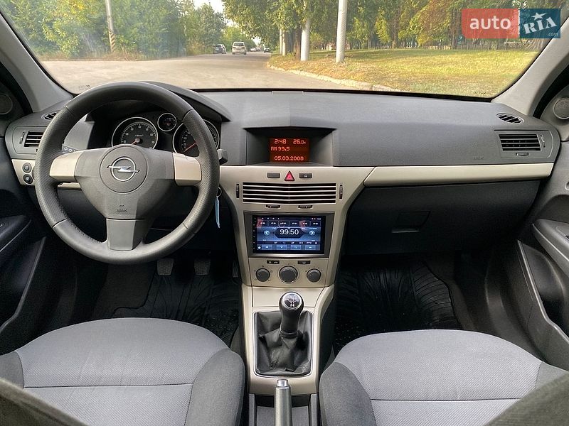 Хэтчбек Opel Astra 2008 в Полтаве