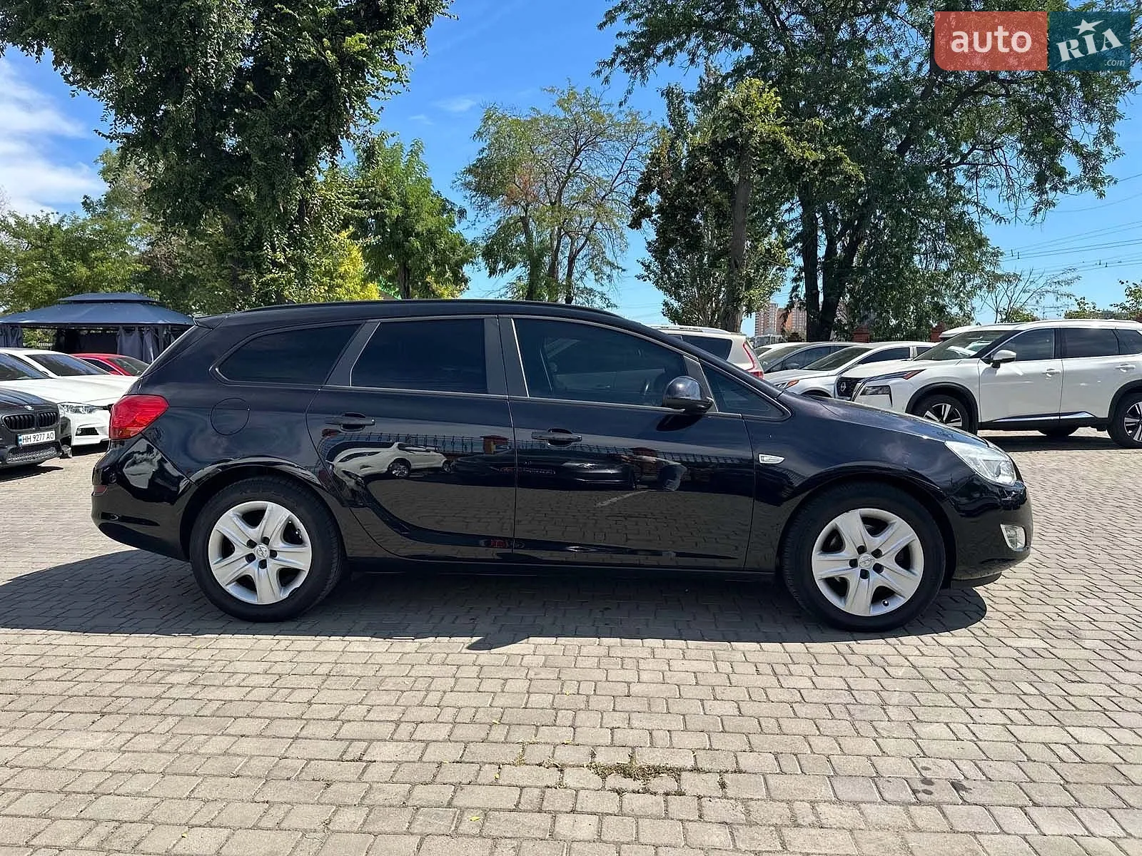 2011 Opel Astra - мініатюра 11