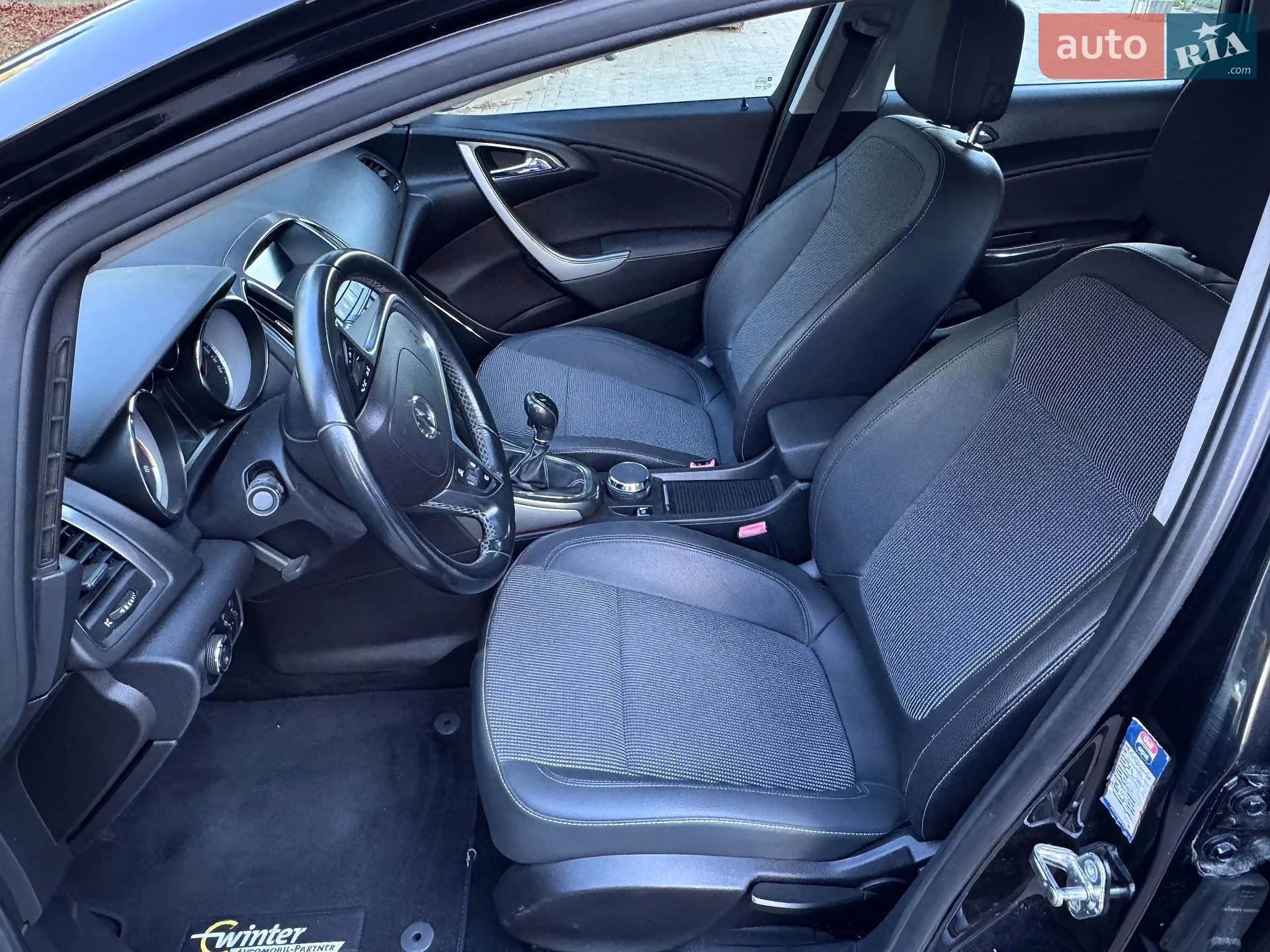2011 Opel Astra - мініатюра 6