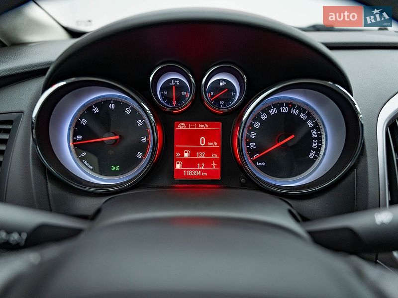 Седан Opel Astra 2019 в Киеве