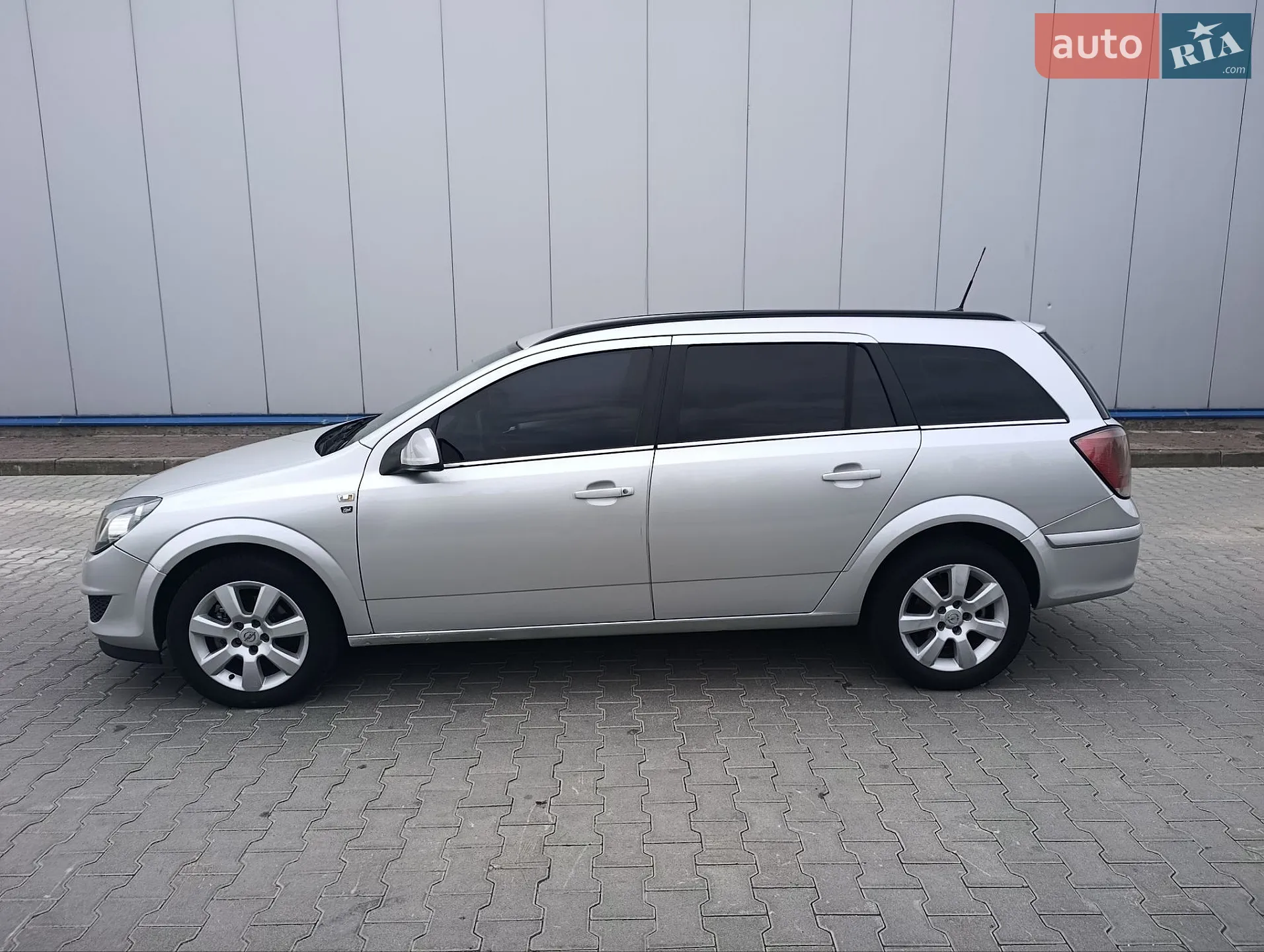 2010 Opel Astra - мініатюра 5