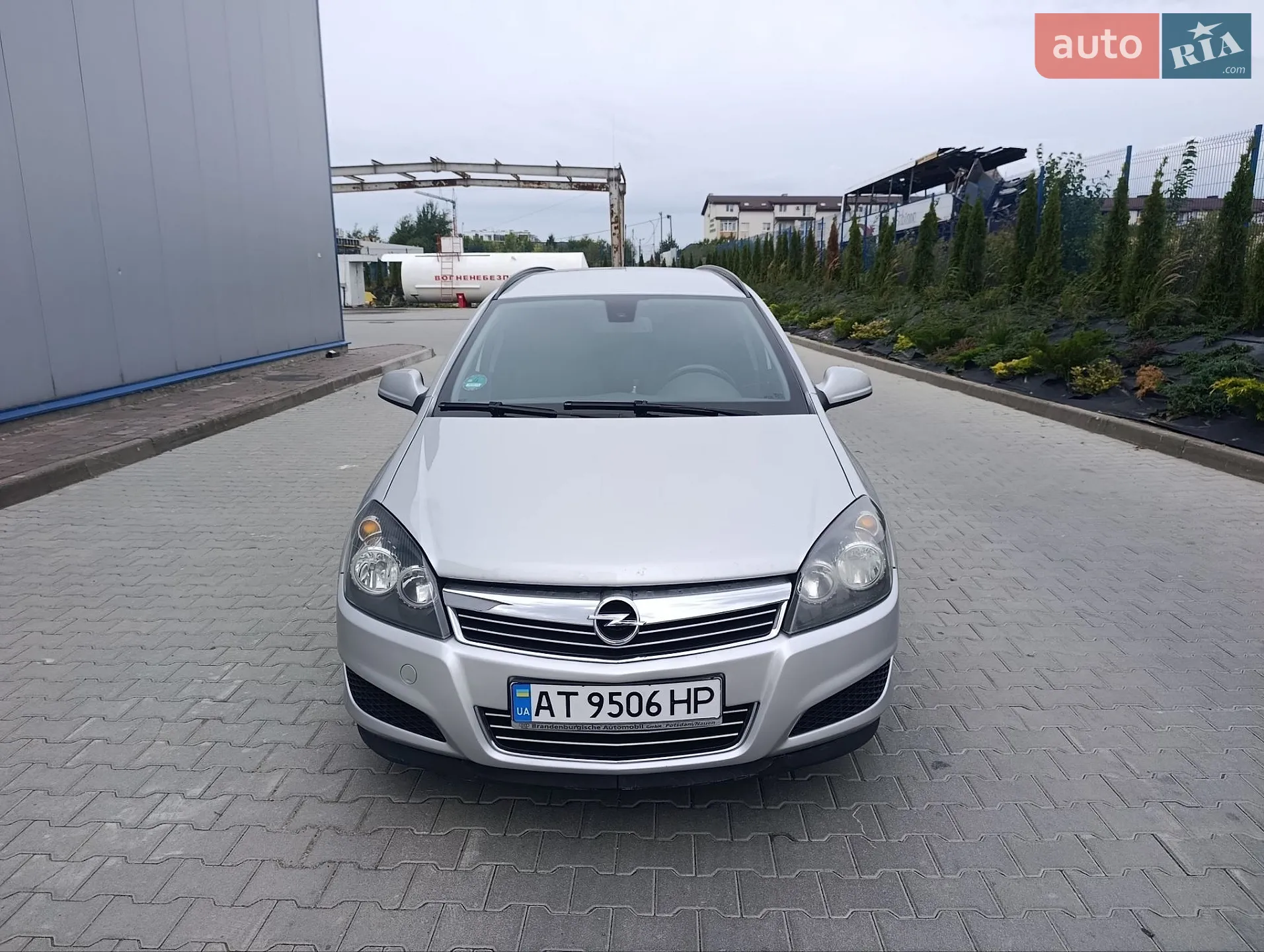 2010 Opel Astra - мініатюра 2