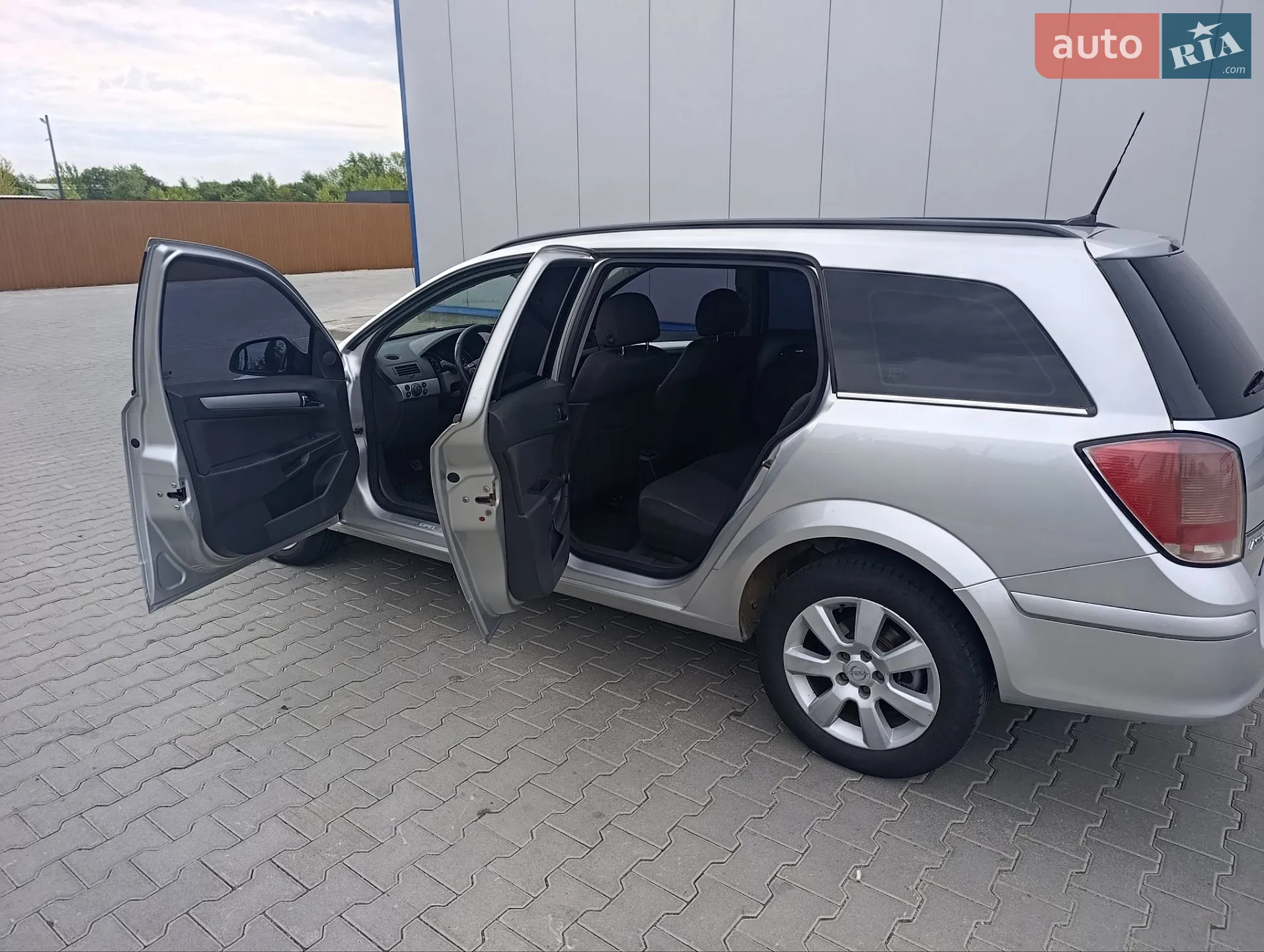 2010 Opel Astra - мініатюра 13