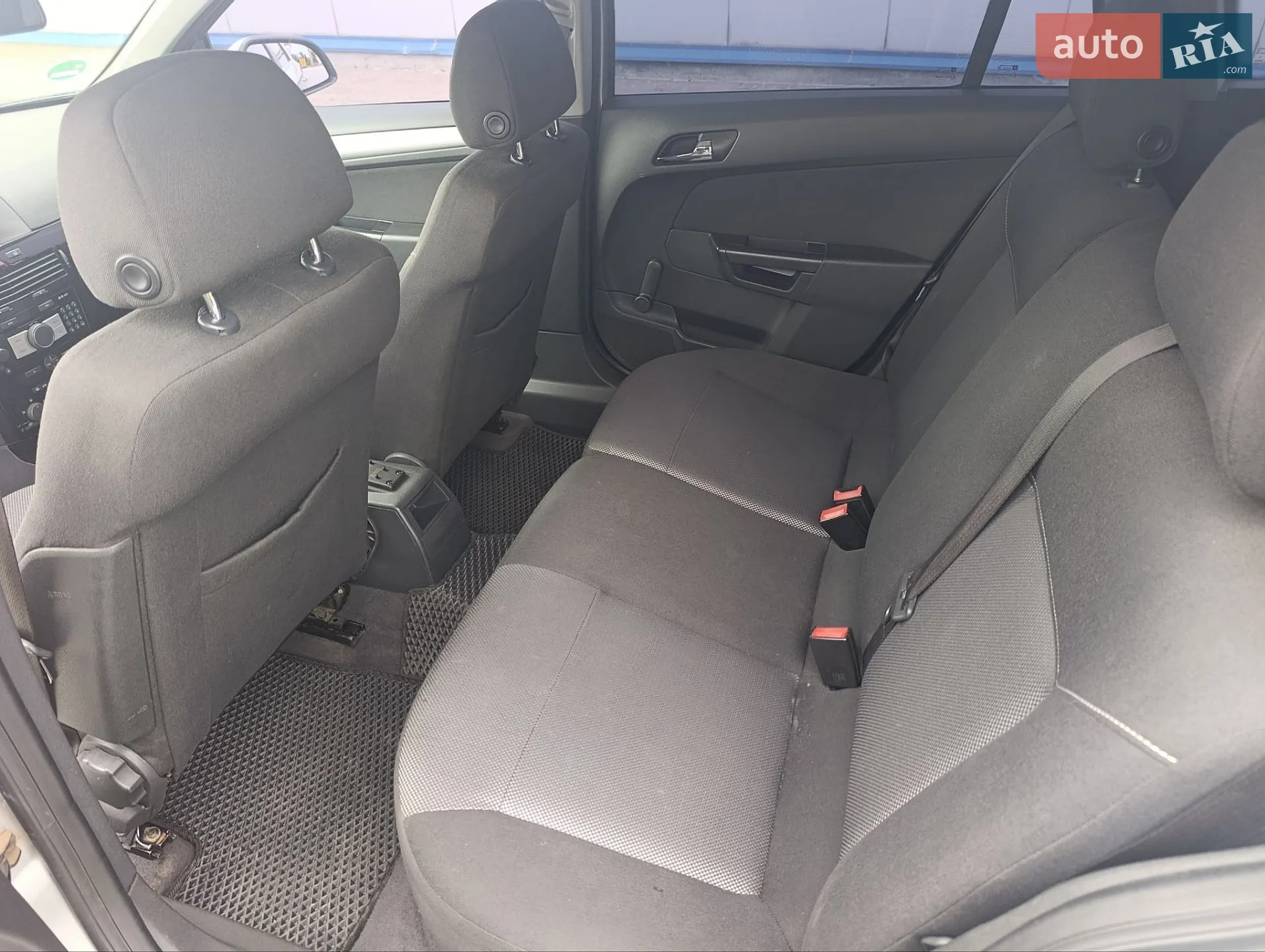 2010 Opel Astra - мініатюра 17