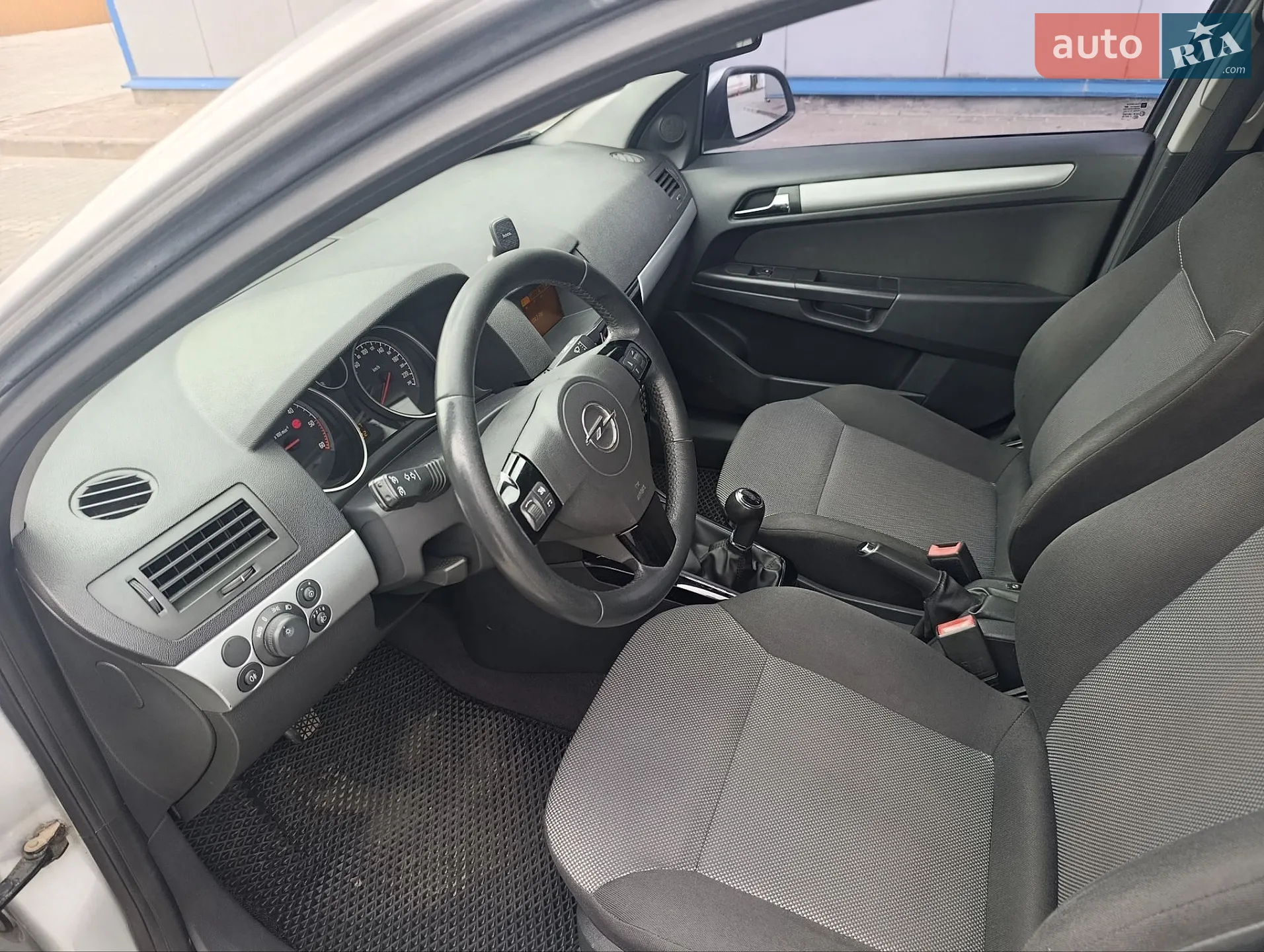 2010 Opel Astra - мініатюра 15