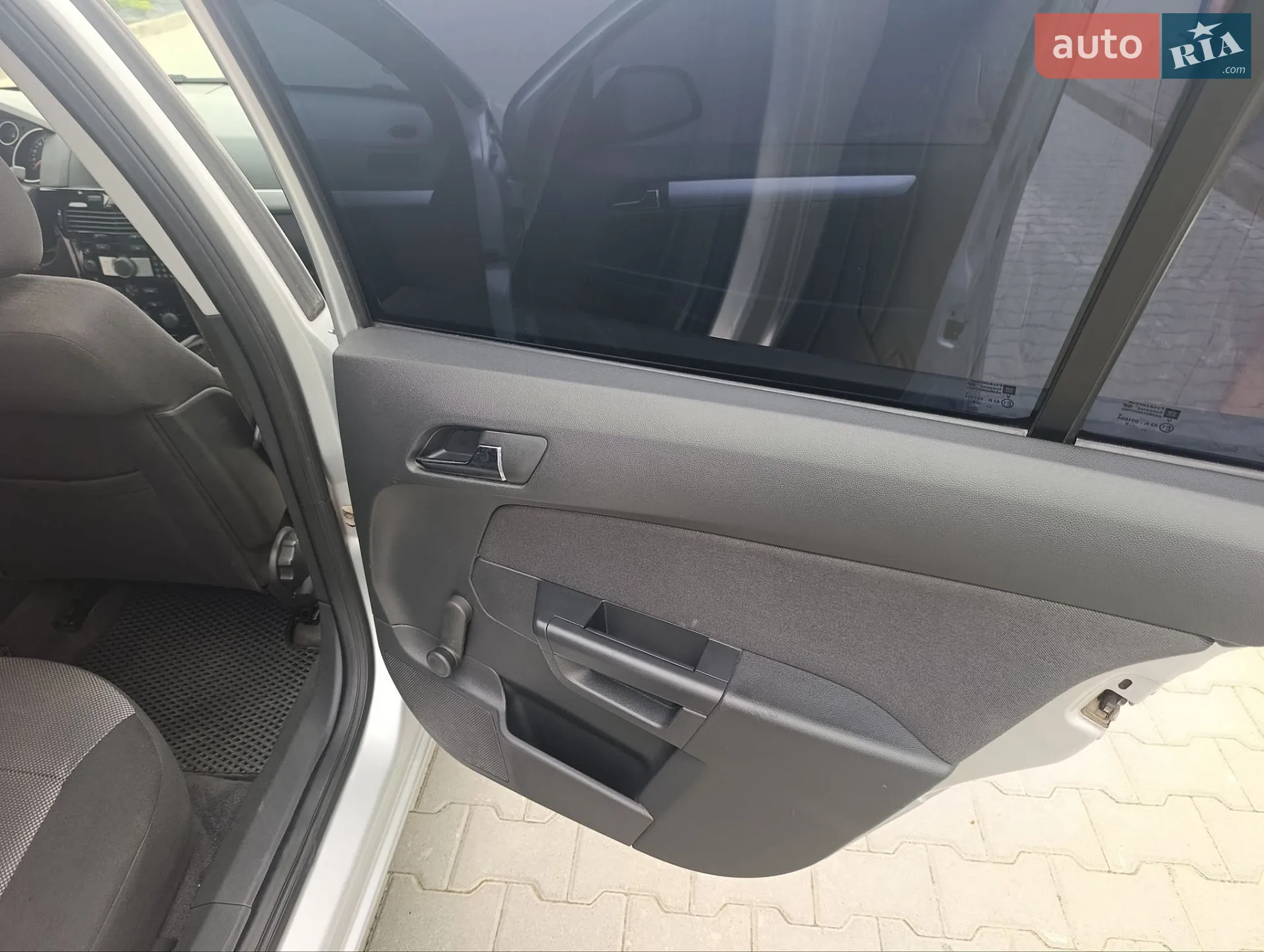 2010 Opel Astra - мініатюра 21