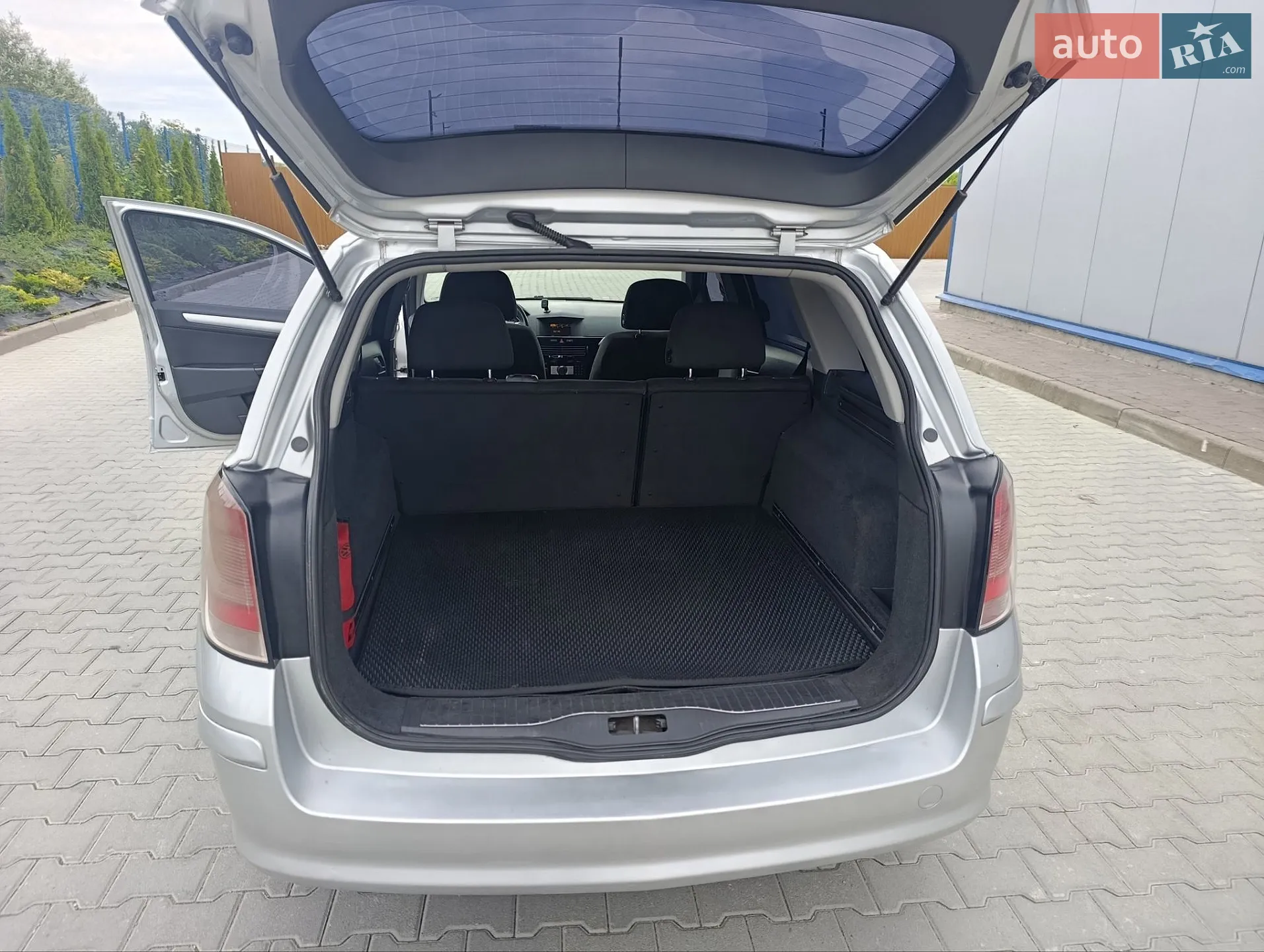 2010 Opel Astra - мініатюра 23