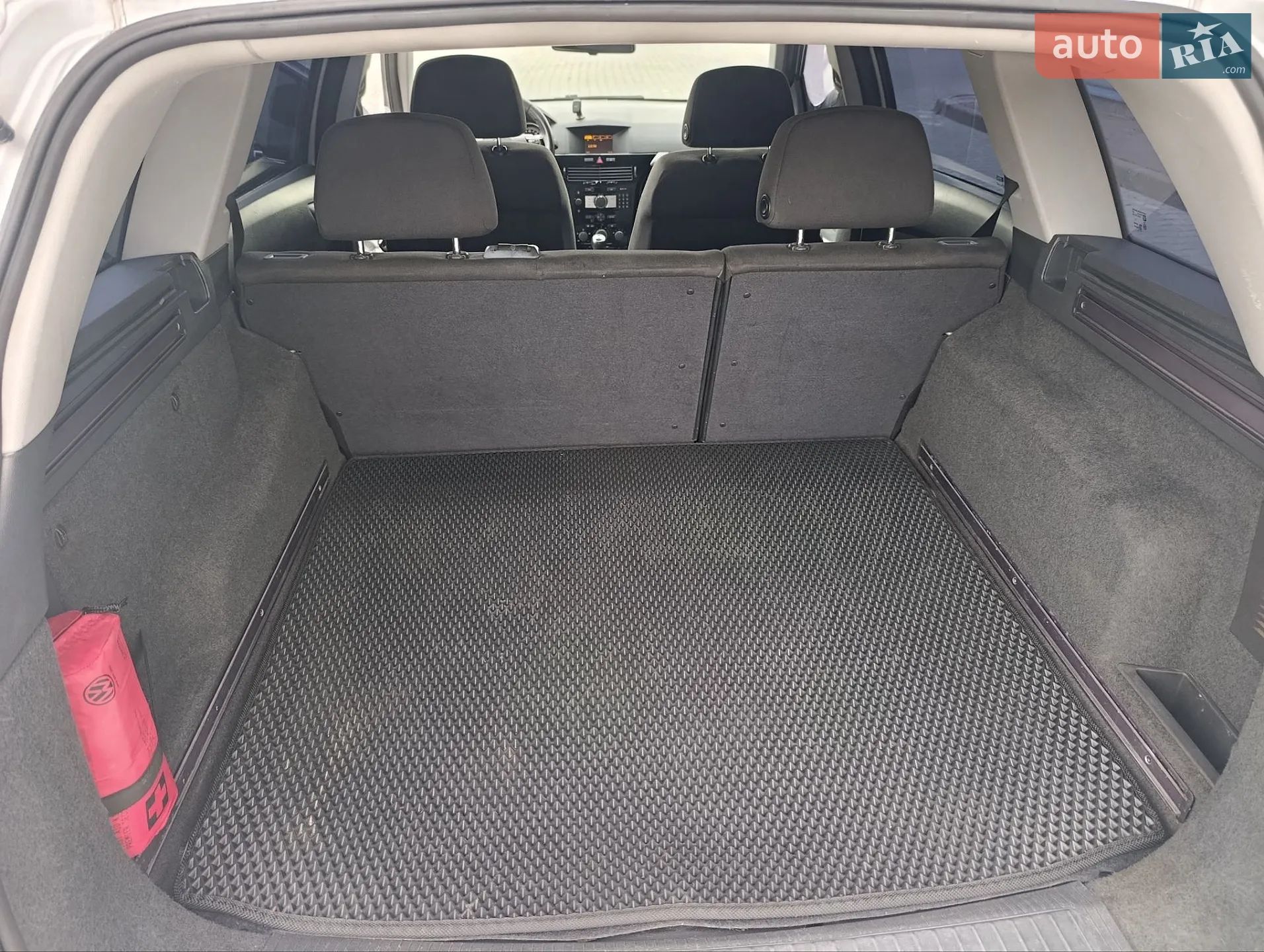 2010 Opel Astra - мініатюра 24