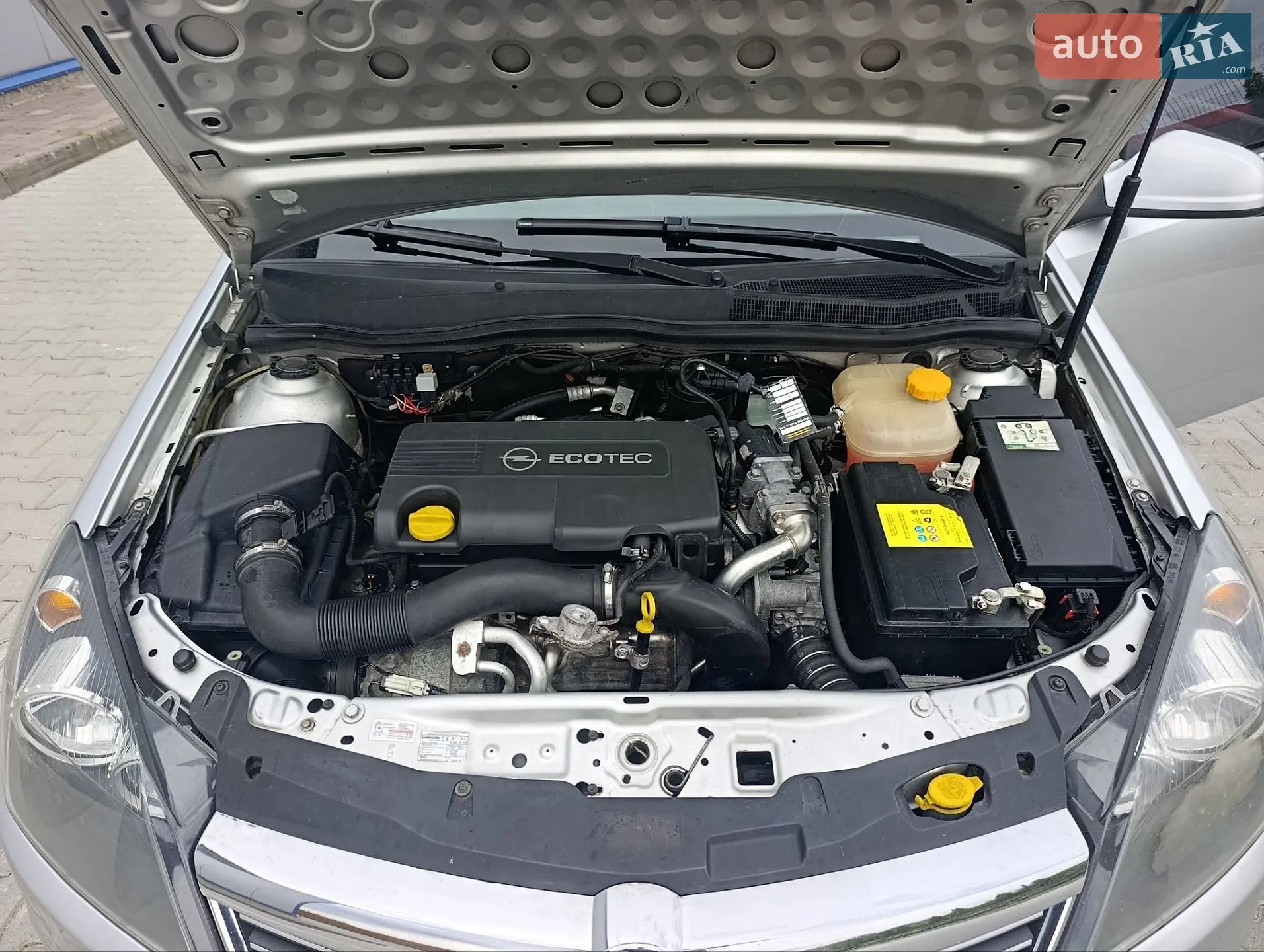 2010 Opel Astra - мініатюра 27