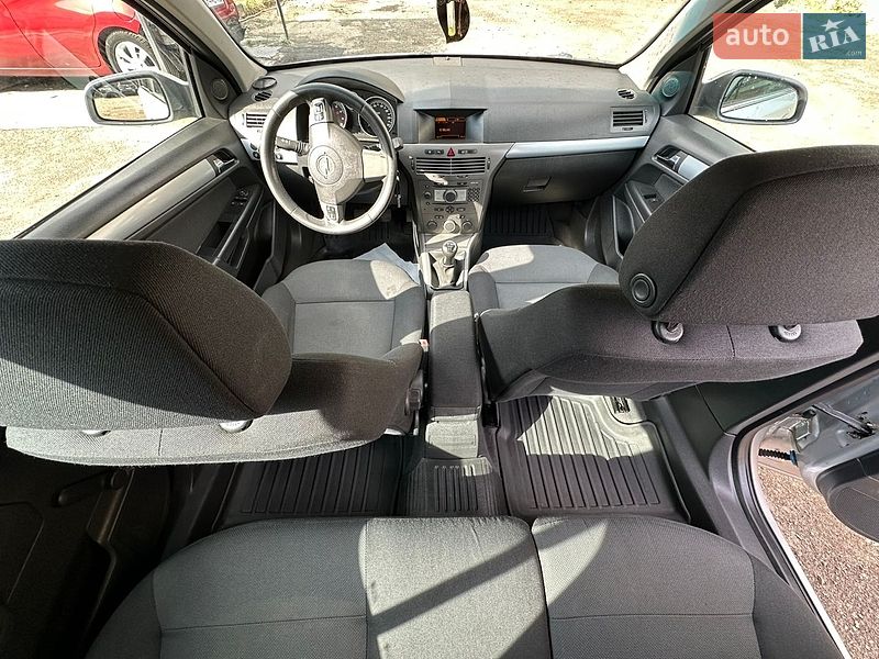 Універсал Opel Astra 2006 в Києві