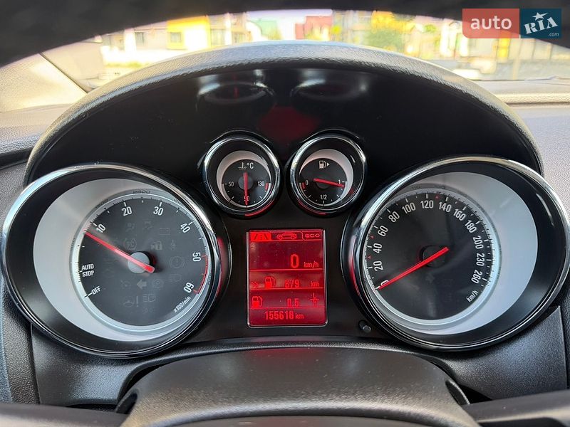 Універсал Opel Astra 2015 в Луцьку