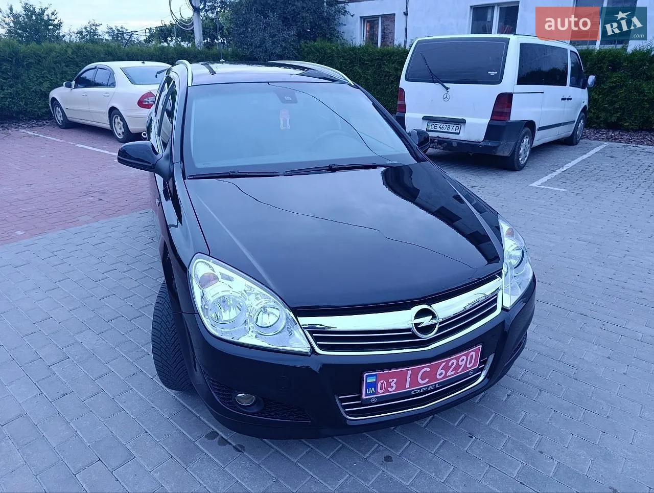 2010 Opel Astra - мініатюра 12