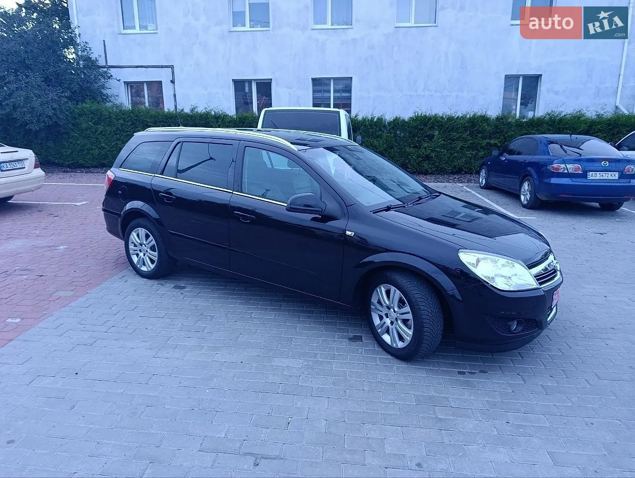 2010 Opel Astra - мініатюра 11