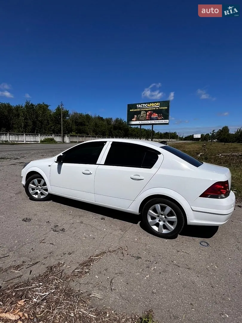 2012 Opel Astra - мініатюра 4