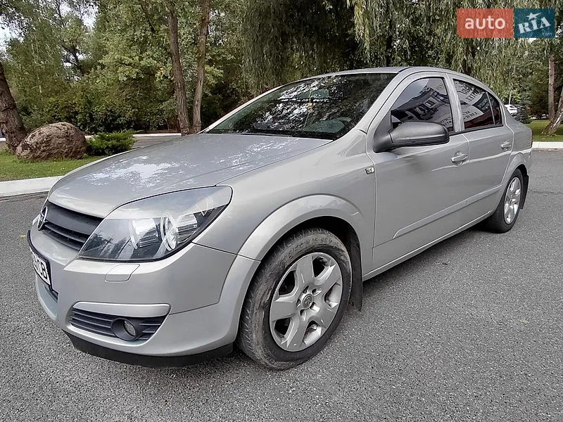 Opel Astra 2008