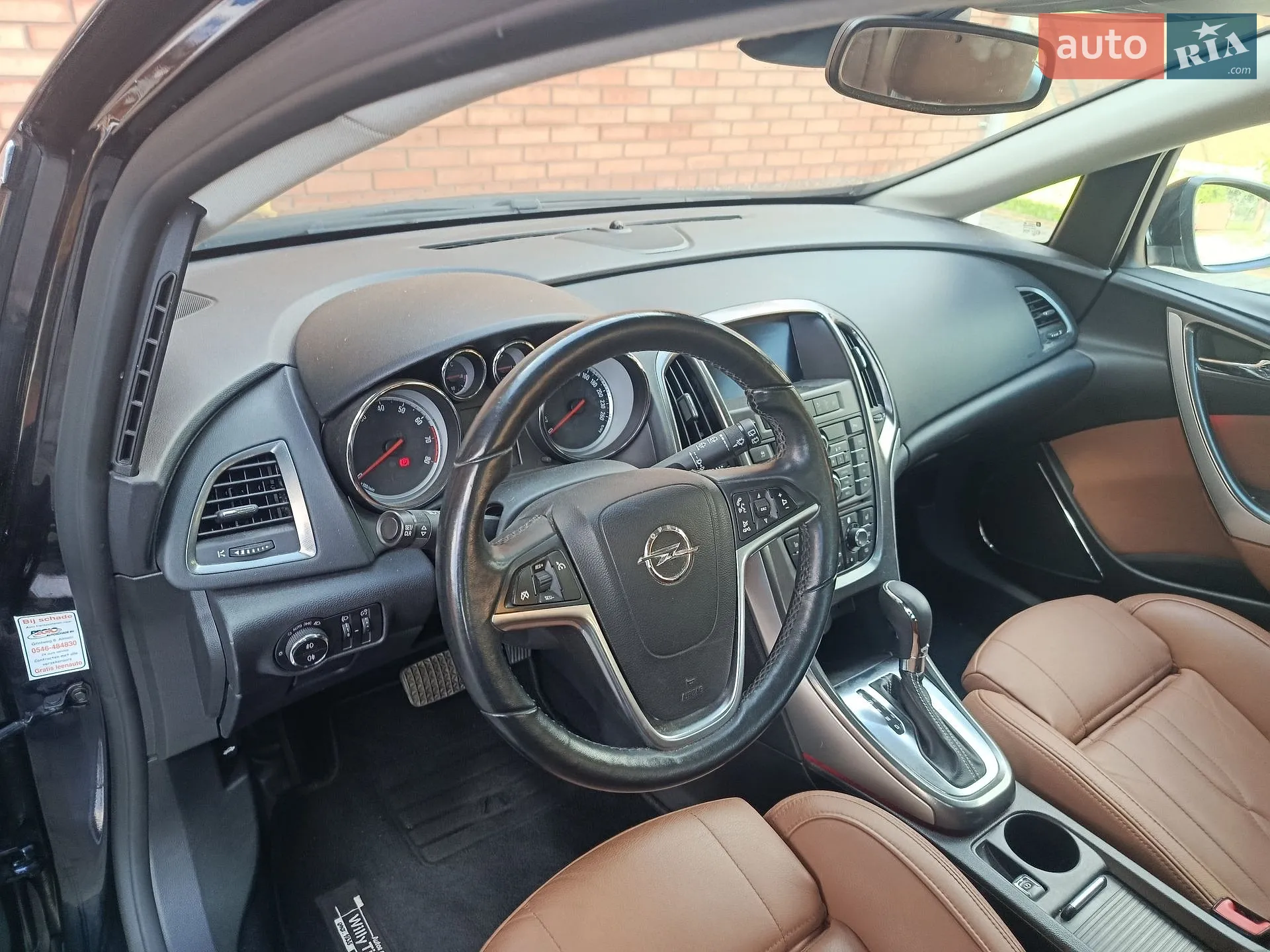 2011 Opel Astra - мініатюра 10