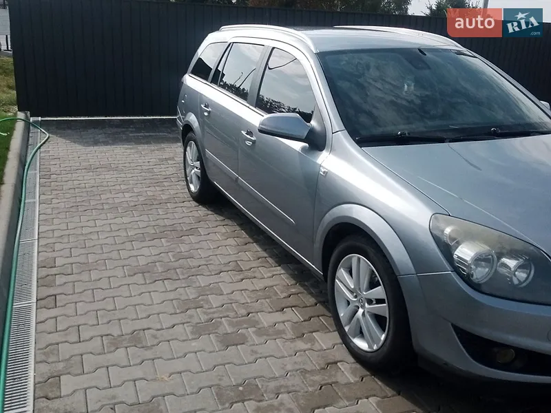 Opel Astra 2009